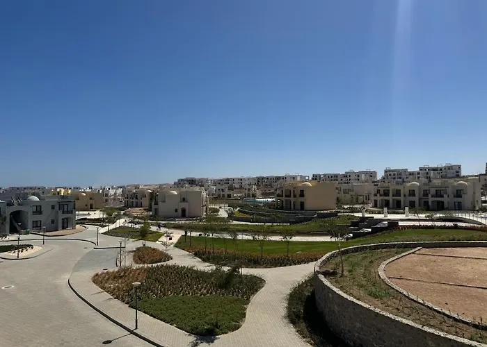 Apartment 3 Bedrooms Penthouse With Sea View *